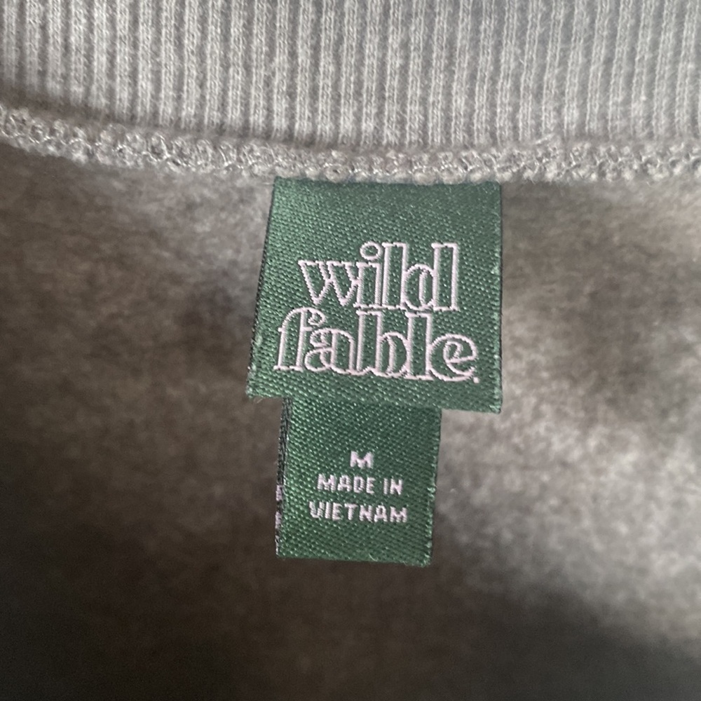 Wild fable gray Long-sleeve sweatshirt, Size M - Picture 4 of 8